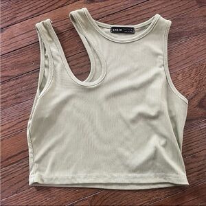 Lot Of 3 Women’s Sz S Green Tank, NWT Green Rushed Top XS, & Women’s S Dickie